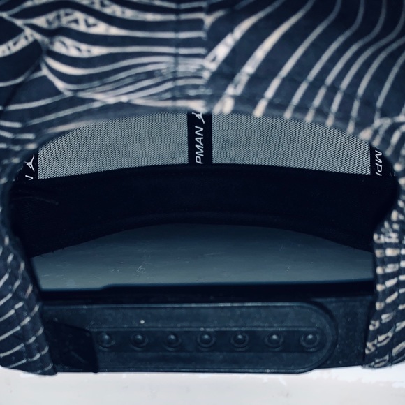 Nike Air Jordan Jump- Man Hat - Picture 3 of 3